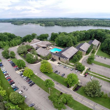 Mohican Lodge And Conference Center Perrysville Exterior photo